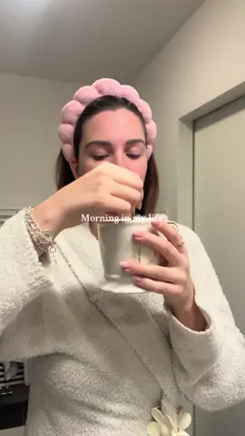 happy Wednesday 💕 #vlogs #Vlog #minivlog #dailyvlog #Lifestyle #hamburg #fürdich #morningroutine #morninginmylife #morningwithme 