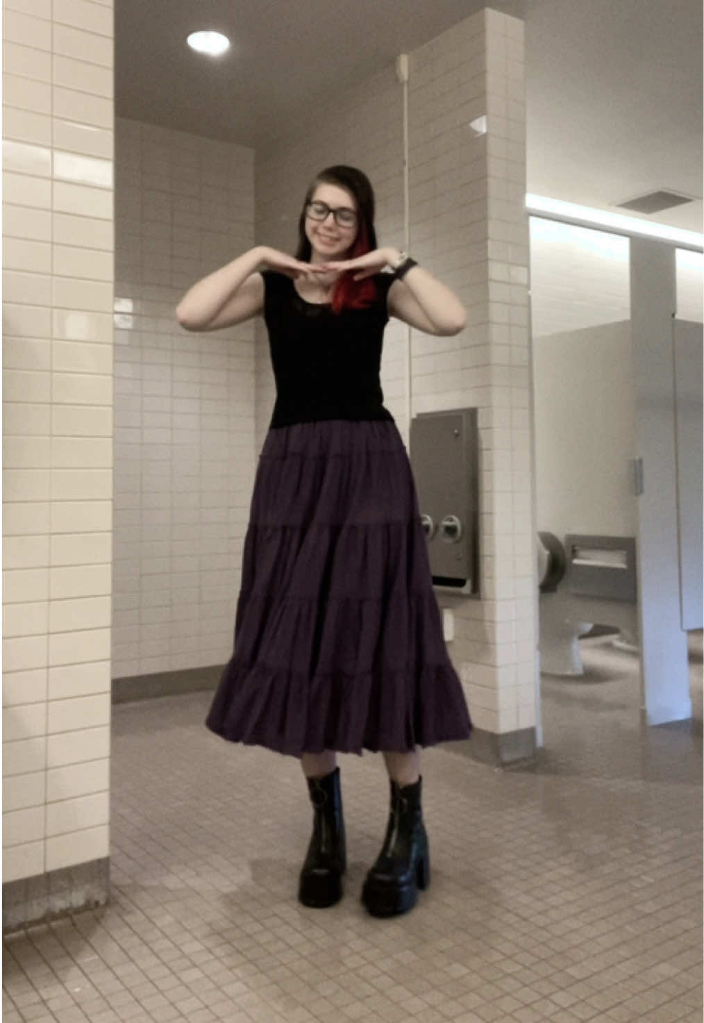 #grwm #OOTD #outfit #outfitinspo #outfitoftheday #outfitcheck #teacherootd #teacher #teacheroutfit #alt #alttiktok #alternative #altfashion #alternativefashion #gothic #boho #grunge #90sfashion #vintagevibes 