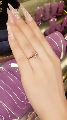 Đơn giản và tỏa sáng, tạo điểm nhấn riêng biệt thu hút ánh nhìn 🥰💎 #kimcuongnuoicay #TrangSucHar #HARdiamond #kimcuongcvd #nhandinhhon #oval 