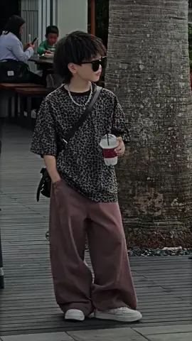 #kid #korean #kidmodel #kidsoftiktok #handsome #childhood #outfit #style #luhanmodel #luhan 