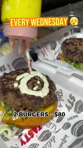 LOCATED CARONI SAVANNAH MAIN ROAD! 4pm-10pm  #trinidad #burgers #trendingvideo #fyp #FoodTok #viralvideos #foodspot #trini #trendingvideo #viral_video #subs #hotdogs #chaguanas 