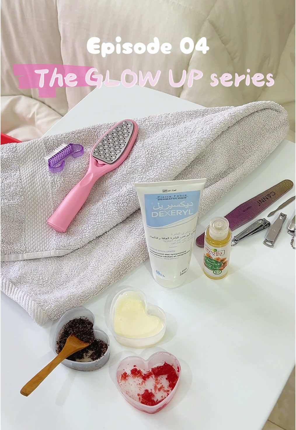 EPISODE 04 of the GLOW UP series ✨🎀| • مقشّر القدمين :  - ملعقتين صغيرتين سكر  - ملعقة صغيرة قهوة  - ملعقتين صغيرتين زيت الزيتون • ماسك لتفتيح و ترطيب البشرة و إعطاءها نظارة : - ملعقة كبيرة نشاء - ملعقة كبيرة حليب بودرة - ملعقة كبيرة و نصف ياغورت طبيعي - حليب سائل أو ماء أو ماء ورد . . . . . . . . . . . . . . . #SelfCare #footcare #عناية #عناية_بشرة #عناية_بالبشرة #عناية_العيد #تحضيرات_العيد #تجهيزات_العيد #قلو_اب #GlowUp #glowuptips #glowupchallenge #glowupvibes #glowupguide #eidglowup #glowupseries #feetcare #العناية_بالقدمين #العناية_باليدين #handscare