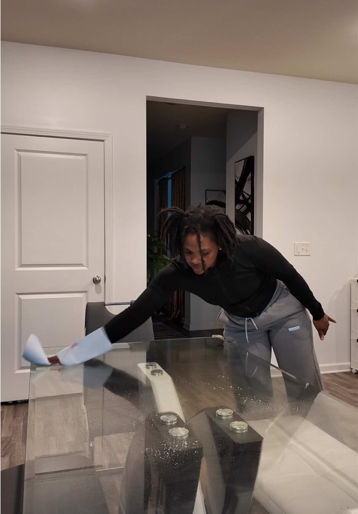 Messy moments? No worries. Scott® Shop Glass™ Towels delivers quality results! #scottcleanupcrew #ad @SCOTT® Home and Auto 