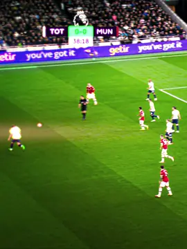 Ronaldooooo🔥🔥🔥 #xuhuong #fyp #viral #xh #edit_football_capcut🔥 #valverde_club💫👑 #perimtri_team🔥 #madridftbl_box🔥👑 #rmaftbl_box⚽️❤️‍🔥🇻🇳 #huyvu2 #aftereffects #edit #football #ronaldo #cr7 #bongda 