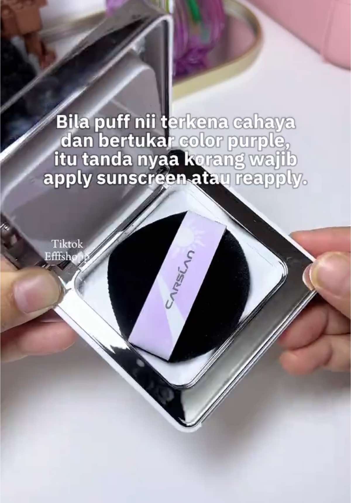 Selepas makeup dah cantik, still wajib yee reapply sunscreen. So sunscreen pressed powder from carslan ni the best option untuk korang grab. Makeup lagi cantik, control oil dan long lasting.😍 #carslan #sunscreen #sunscreenpressedpowder #pressedpowder #powder #makeup #mattefinish #bedak #bedakviral #fypシ #fypシ゚viral #fypシ゚viral🖤tiktok #fypage #fyp #bestseller #racuntiktok 