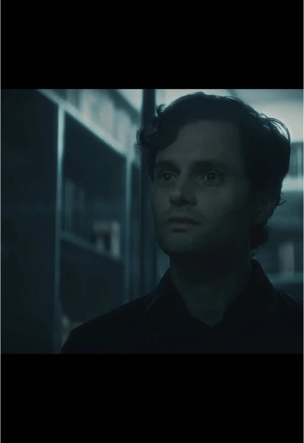 He’s just a normal guy!  #joegoldberg #pennbadgley #joegoldbergyou #joegoldbergedit #pennbadgleyedit #youedit #you #stalker #fyp #viral 