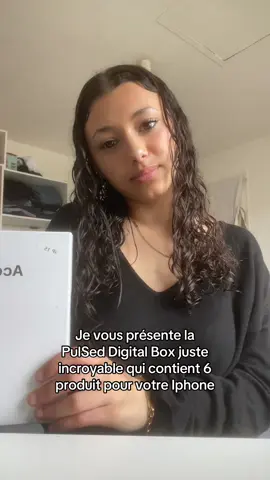 @pulsedbox.fr // Franchement sautez sur leurs sites c’est un très bon plant , que ce soit la batterie ou les chargeurs ca sauves poir les lycéennes / lycéens  comme moi 