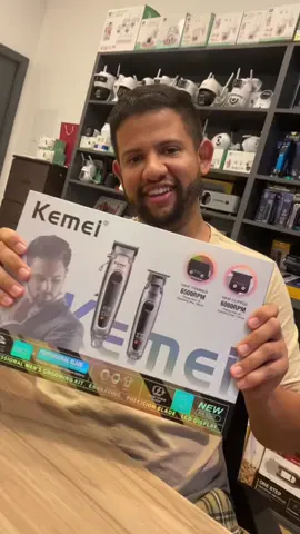 Kemei 8540 2 em 1: corte de cabelo, barba e corpo com 8 pentes, até 180 min de uso e carregamento rápido! 🔥 #Kemei8540 #CortePerfeito #versatilidade 