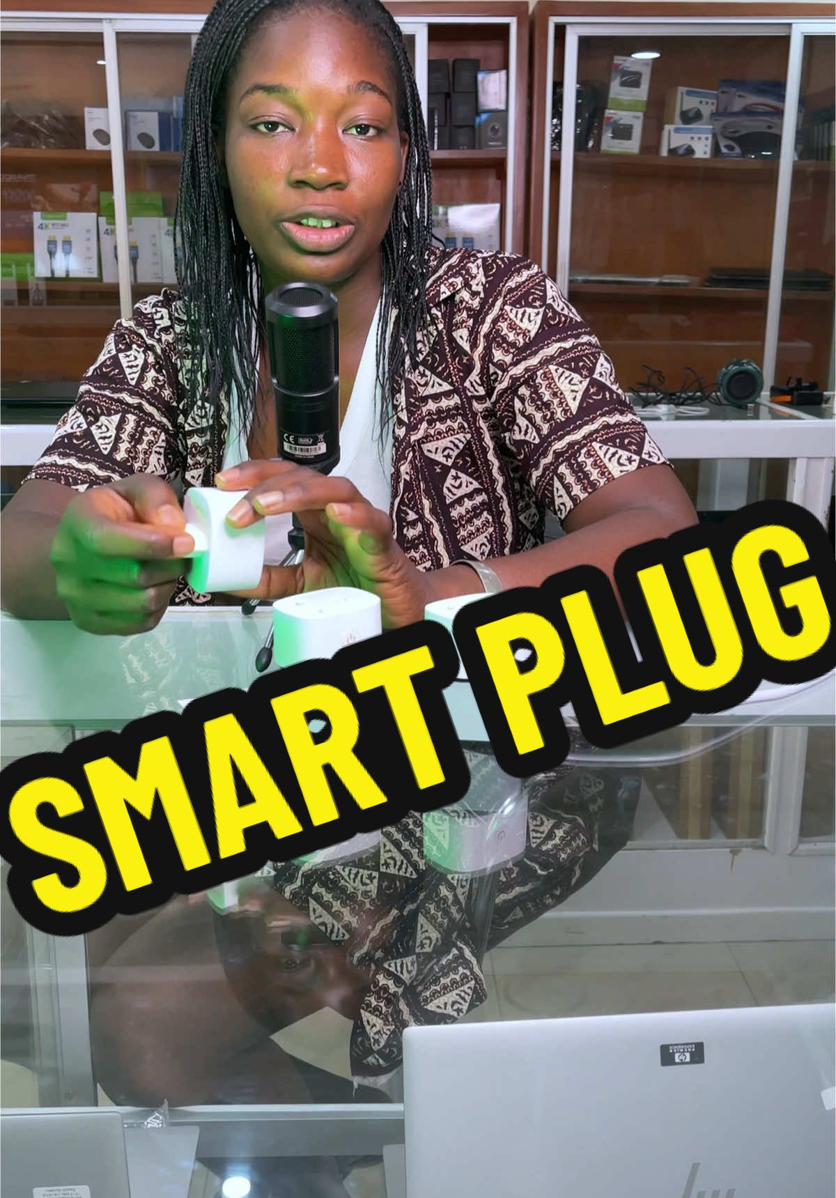 SMART PLUG ou PRISE INTELLIGENTE :  Allumez, éteignez, programmez, bref, contrôlez votre prise électrique avec votre téléphone grâce à cet appareil. Contactez-nous au : 67.18.11.11/ 69.03.71.71/ 62.34.76.76. @Perfector Technologie 1200Lgts @PerfectorTechnologieCI #priseintelligente #smartplug #burkinatiktok🇧🇫 #cotedivoire🇨🇮 #perfectortechnologie 