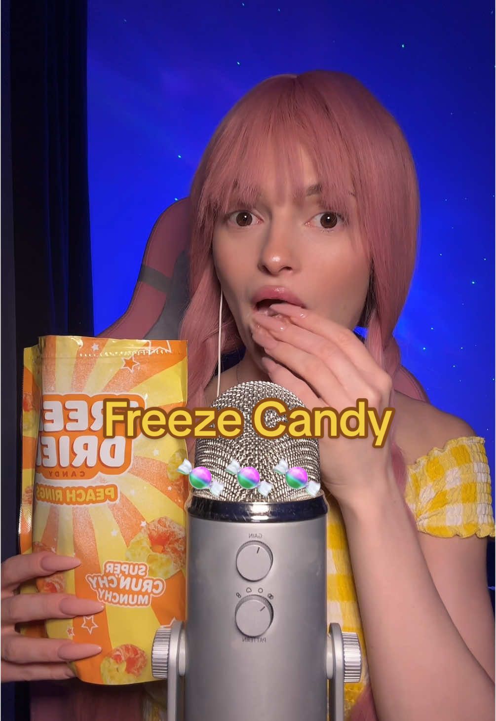 It’s soo tasty 🥰😍 #asmr #asmrsounds #asmreating #asmroceansounds #asmrfreezecandy #freeze 