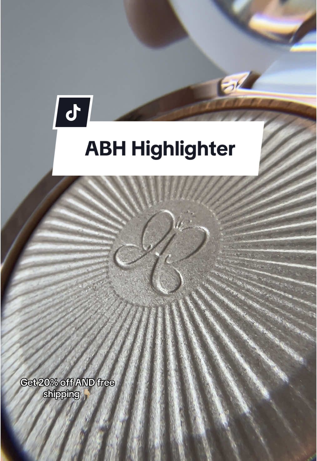 One of my fav brands ✨ #anastasiabeverlyhills #highlighter #makeup #beauty  #tiktokbeautyproducts #makeupmusthaves 