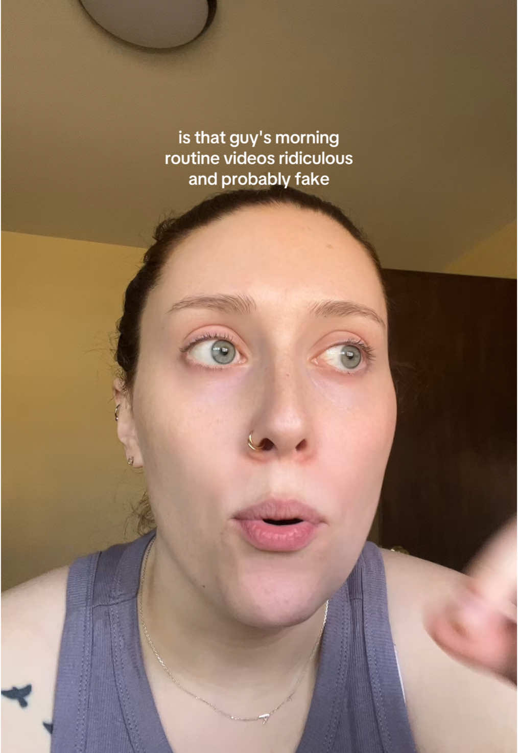 Good morning let’s dunk our faces in water!!! #ashtonhall #grwm #morningroutine 