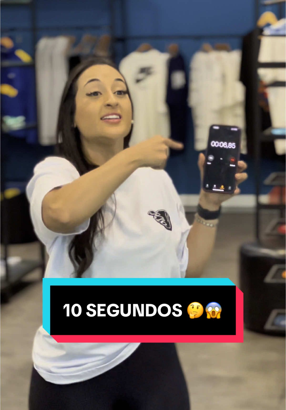 10 segundos para escolher o tênis 👀😱