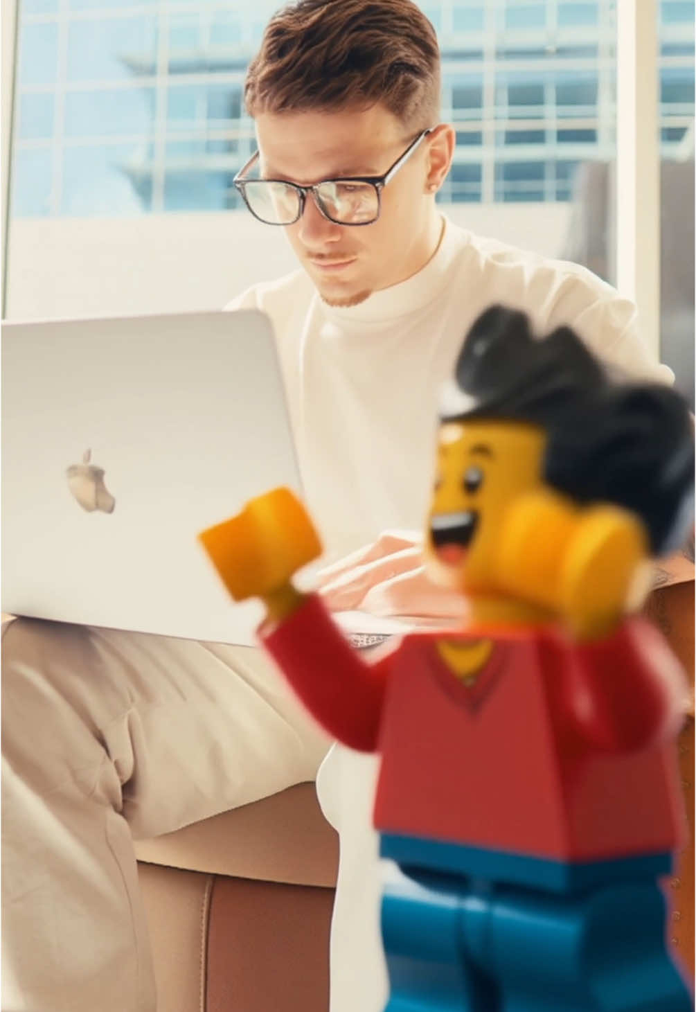Hoy tocaba crear la página web para el estudio 🤪 #webdesigner #landingpage #uxdesign #diseñoweb #emprendedor #paginaweb 