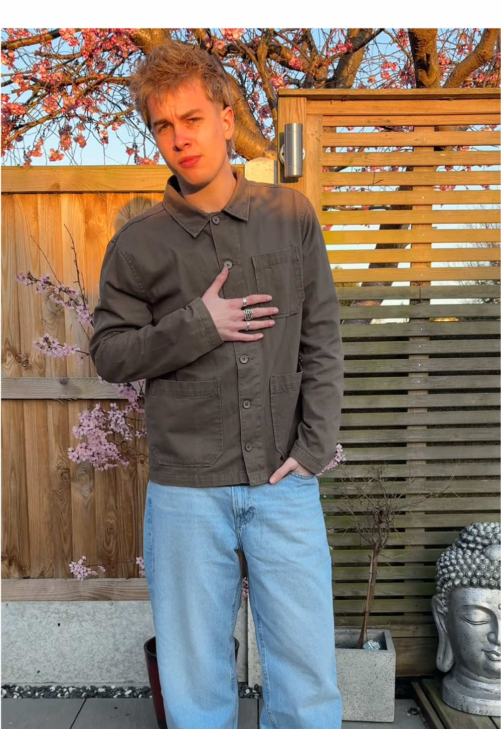 Green #fashiontiktok #styleinspo #OOTD #drmartens 