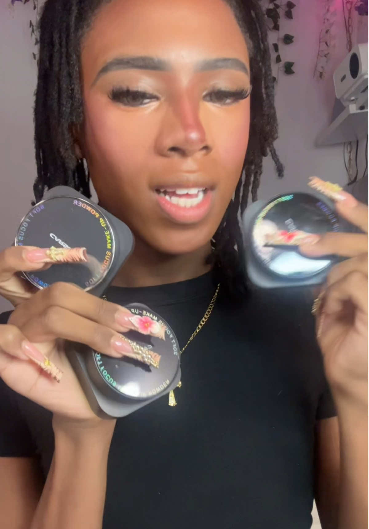 This setting powder is HELLA blurring  and makes my skin looks unreal! ✨ @carslan_us @Carslanvn did that! #CARSLAN #loosepowder #settingpowder #baking #waterproofmakeup 