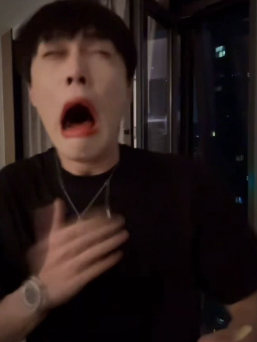 먹방중천둥번개에깜짝놀란커춘어린이🤣많이무서워쪄?😆😆 #柯淳 #赵柯淳 #kechun柯淳 #kechun #zhaokechun #zhaokechun赵柯淳 #douyin #aktorchina #fyp #커춘 #자오커춘 #중국배우 #중국드라마 #숏폼 #chinesedrama #นักแสดงชาวจีน #ละครจีน  #중국숏폼드라마 #예쁜남자 