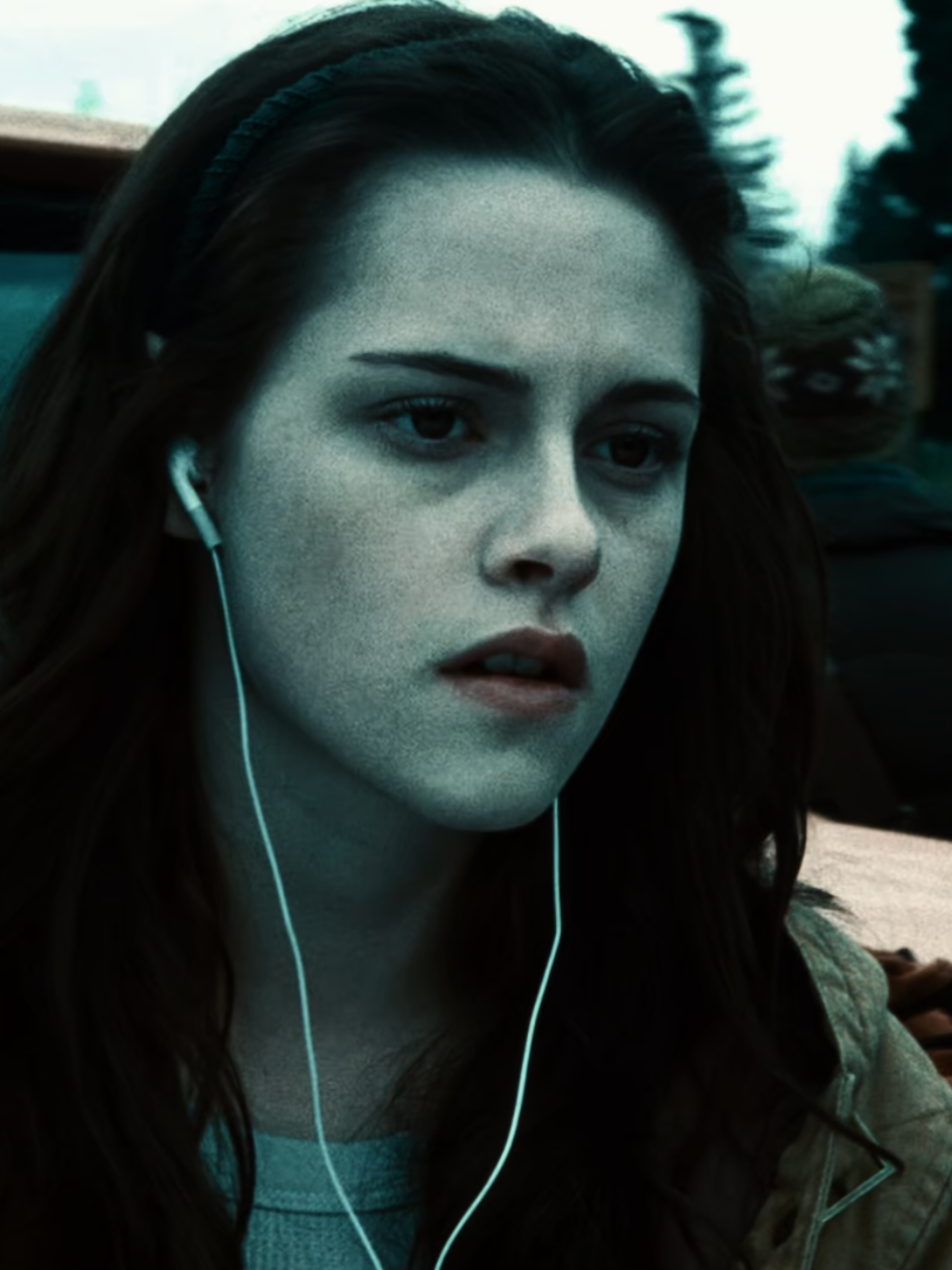 Do you think about me || #bellaswan #twilight #aesthethic #edit #trendingsong ib: @sophs 