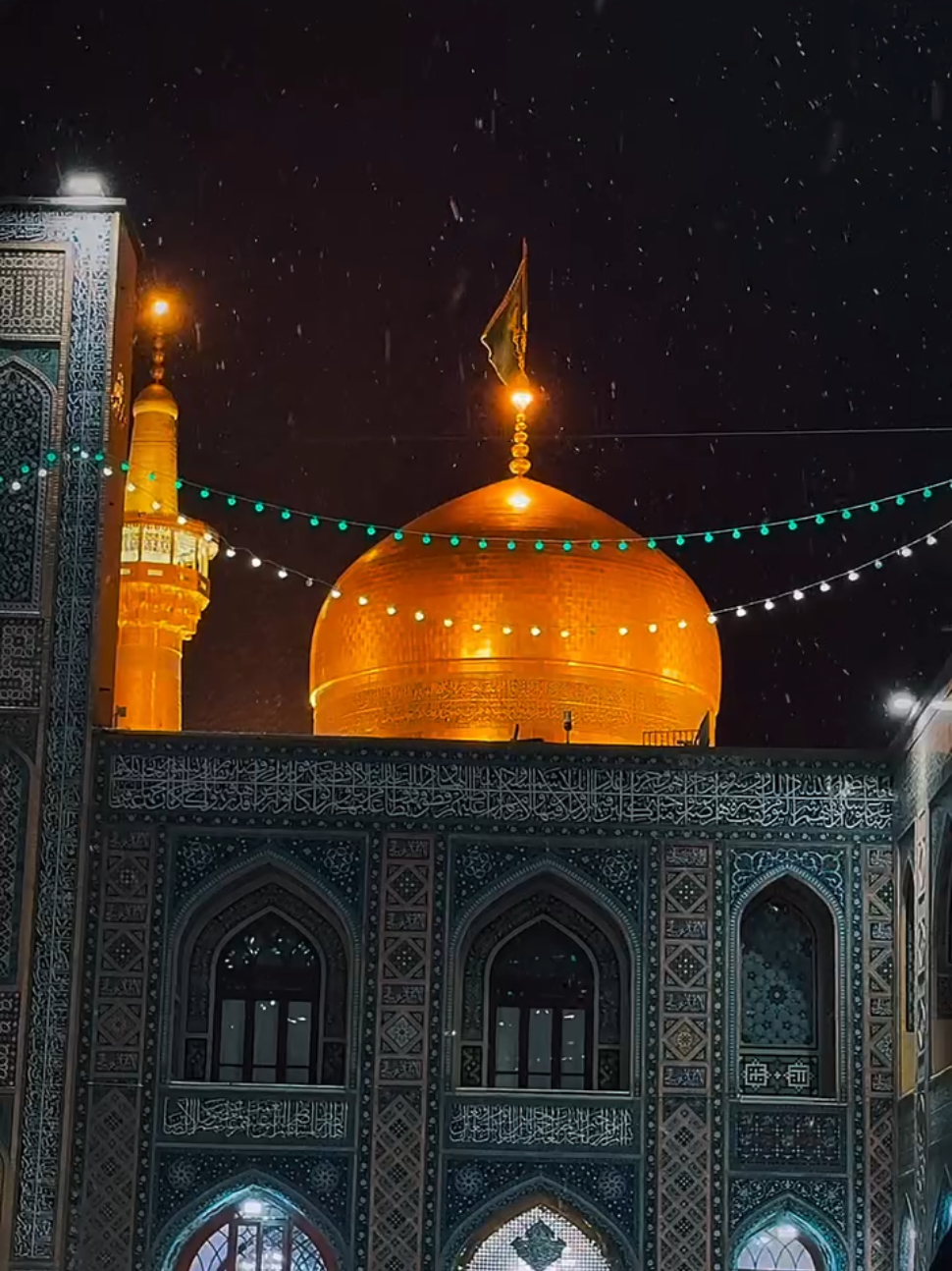 Laddies and gentlemen are welcome to shah e khurasan a land of heaven Iran.  #welcometoshahkhurasanmashadiran🌺💚🌺 #iran #iraniantiktok #iranian #mashhad #imamraza #imamrazashrine #imamrazaع @sabahatmughall 