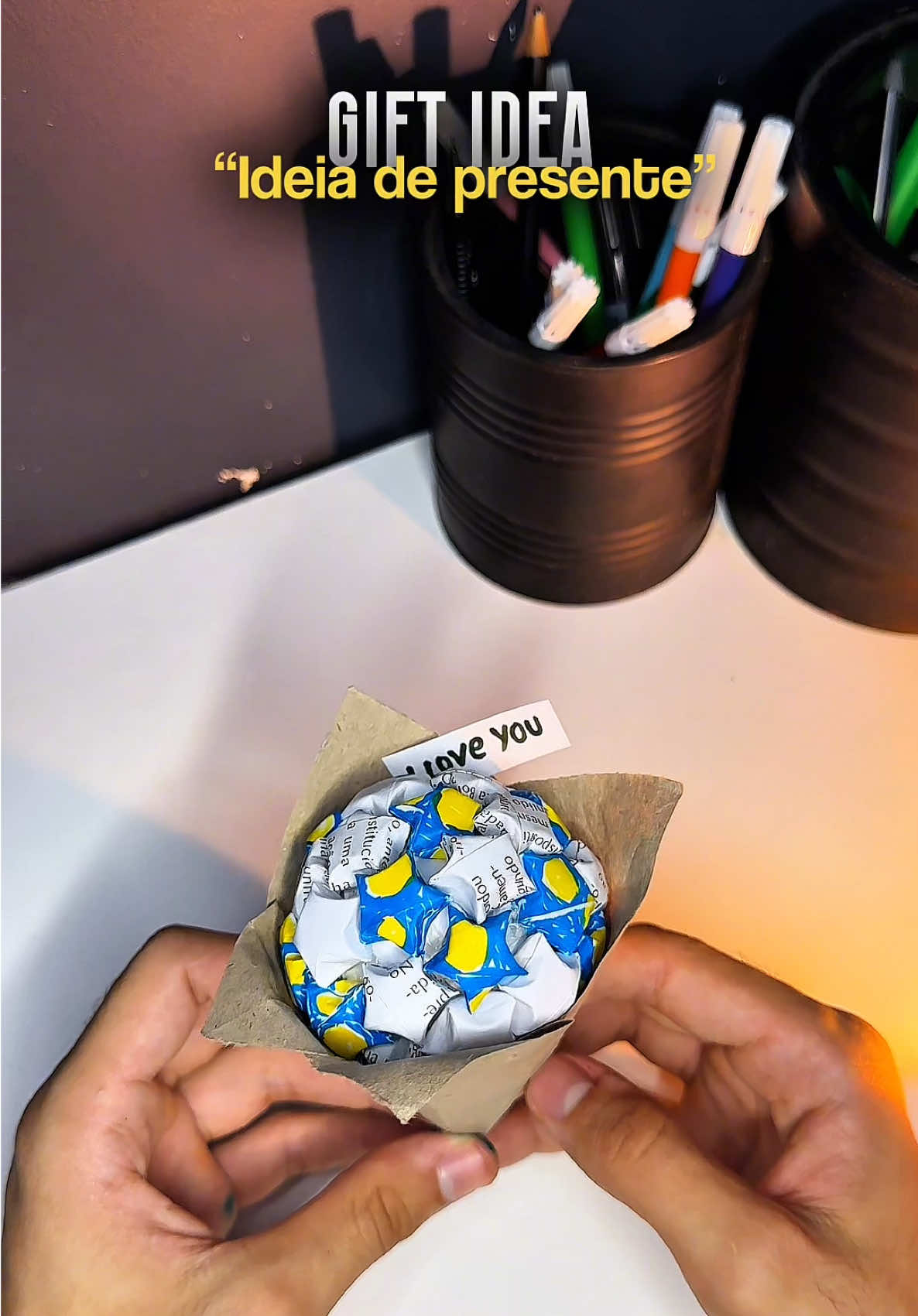 Ideia de presente 🎁 💐(GIFT IDEA)#giftideas #idea #papercraft #flawers #DIY #tutorial #foruyou 