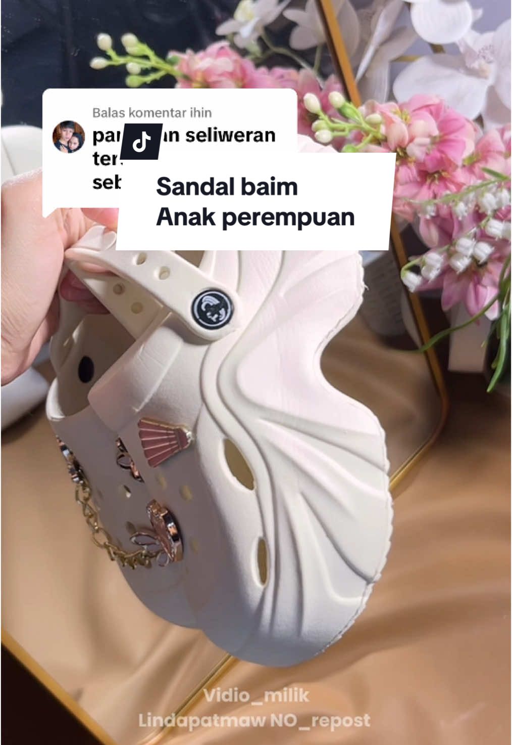 Membalas @ihin sandal baim anak perempuan yang lagi diburu2 sama bunda2, mumpung ready buruan co sekarang juga bun✨🥰 #sandalbaim #sandalmurah #sandalanakperempuan #sandalfuji #sandalviral #sandalkekinian 