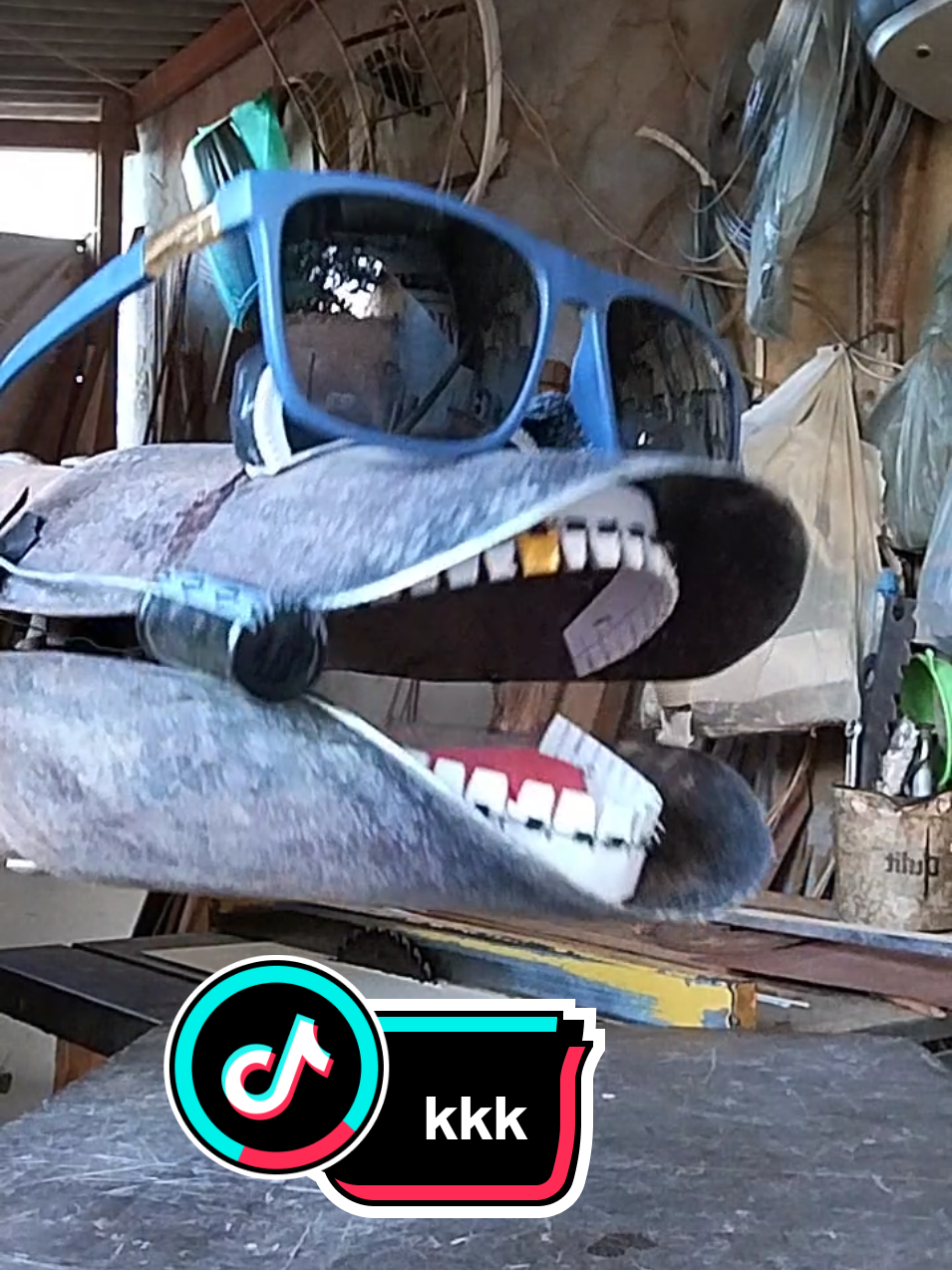 cavadeira dos teclados #cavadeira #ferramenta #dublagem  #viral 