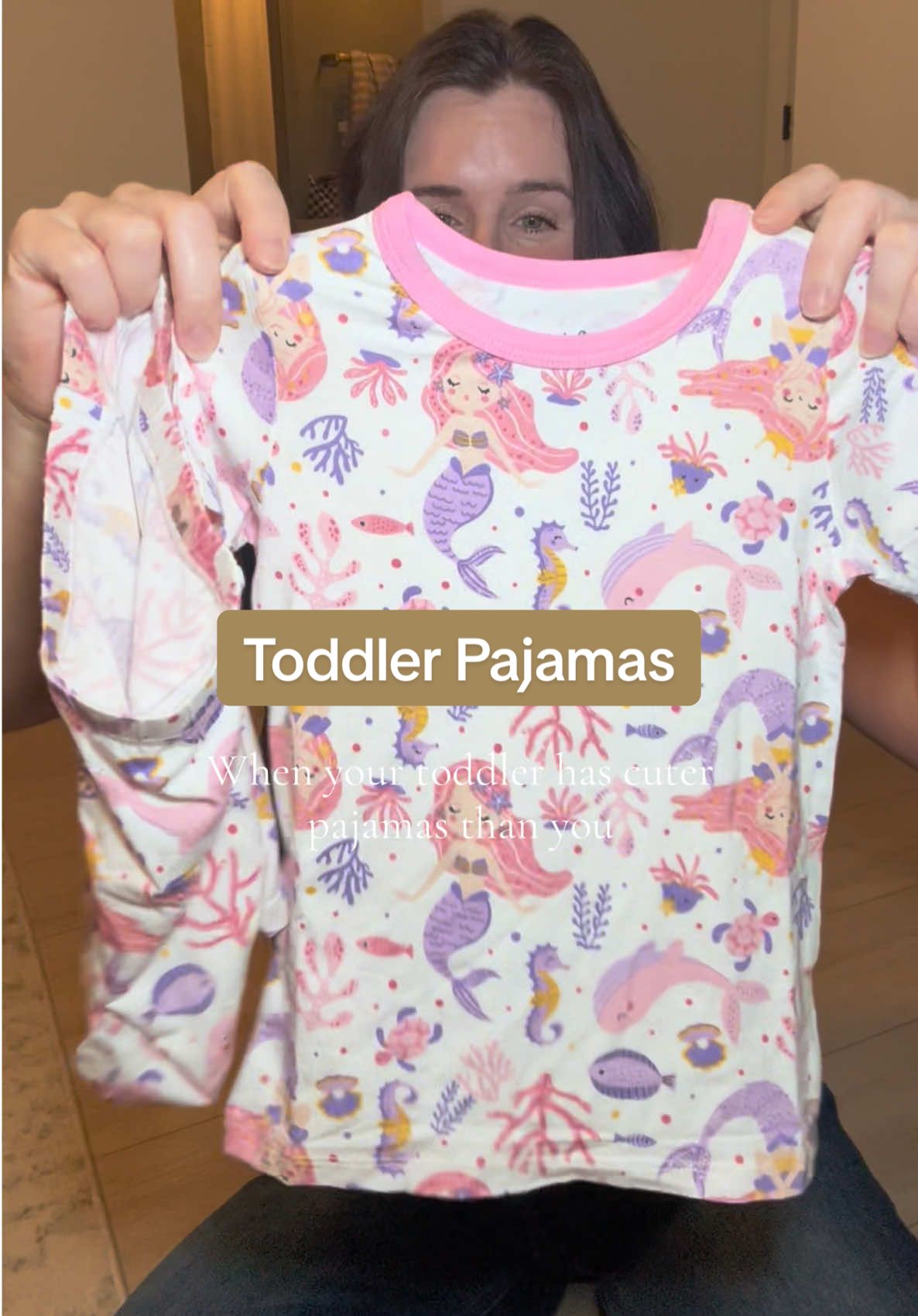 Love that these are a shorts set! #pajamas #pajamaset #toddlerpajamas #toddlerpajamaset #summerpajamas #toddlergirlpajamas #bamboopajamas 