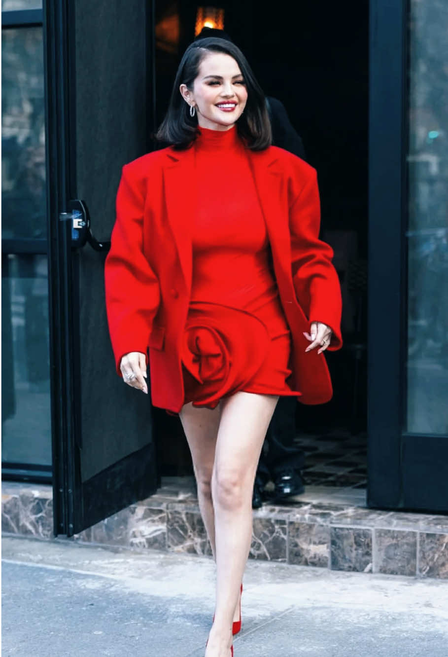 Selena Gomez no evento da Rare Beauty em Nova York 🥰❤️‍🔥✨ [26/03/2025] @Selena Gomez  #selenagomez #selenagomezedit #selenagomezvideos #selenagomezfan #teamselena #selena #selenators #selenator #rarebeauty #fyp #foryoupage❤️❤️ #viral_video #viraliza #hollywood #brasil🇧🇷 #ojostristes #riodejaneiro #saopaulo #brasileiro #itgirl #obsessed #bennyblanco #belena #ISaidILoveYouFirst #dontwannacry #newyork #novayork 