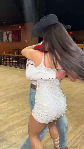 Agonizando 🔥#celeste #mexico #cali #baile #norteñas #banda #dallas #texas #escapade2001dallas 