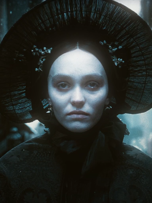 i've a black magic woman.  #ellenhutter #ellenhutteredit #lilyrosedepp #lilyrosedeppedit #nosferatu #nosferatuedit #goth #gothromance #billskarsgård #aarontaylorjohnson #perioddrama #aesthetic #edit #fyp #victorian #victorianera #typeonegative #nosferatu2024 