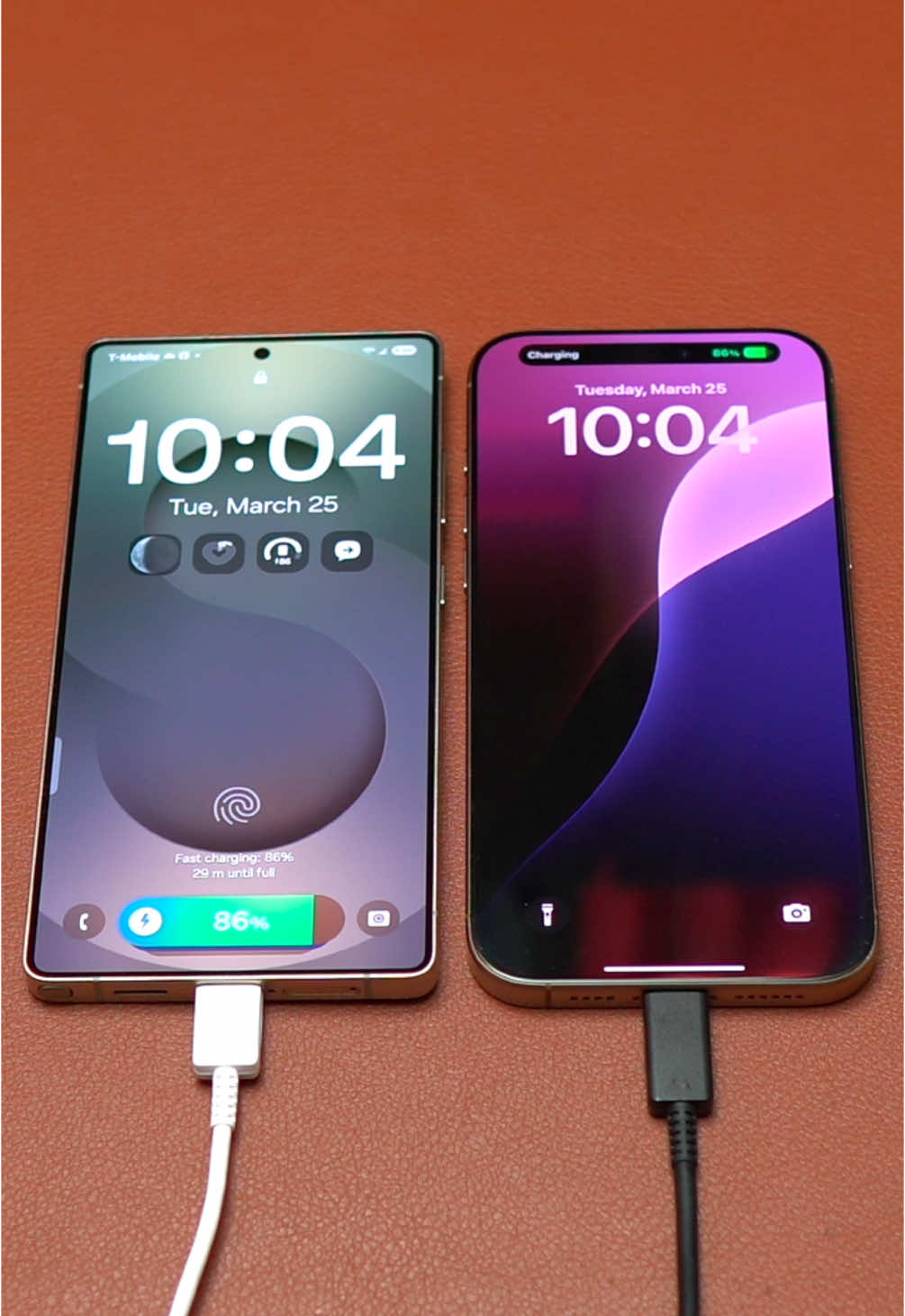 Galaxy S25 Ultra One UI 7 vs iPhone 16 Pro Max iOS 18 Animation Charging #galaxys25ultra #iphone16promax #fy #fyp #s25ultra #16promax 