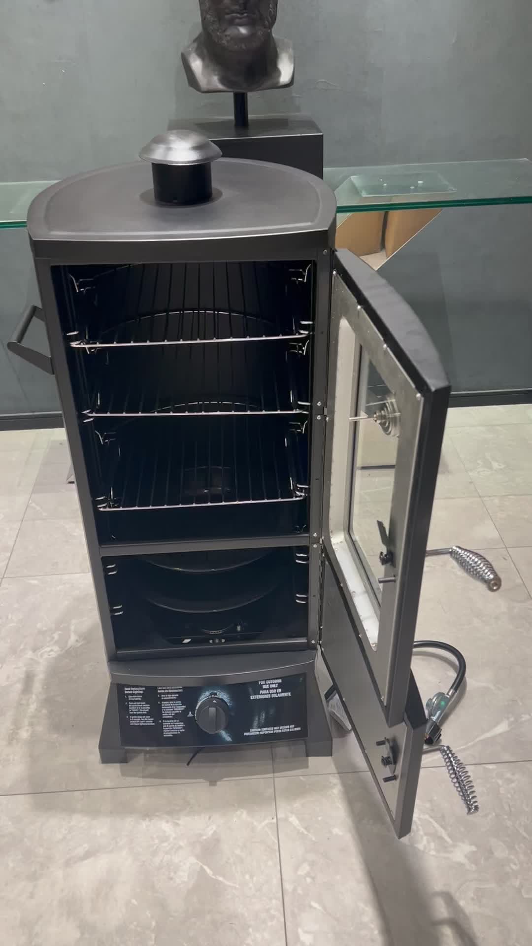 The ultimate outdoor grilling tool for anyone who uses it! #BBQMaster #SmokedMeat #GrillLikeAPro #piquebar