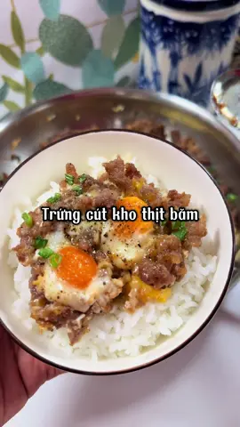 Trứng cút kho thịt băm #trungcutkhothitbam #LearnOnTikTok #food #tiktokfood #trending #xuhuong #anngonnaugon #amthucvietnam #ancungtiktok #vairal_video_tiktok #trungcut #trungcutchiensotnuocmam #trungcutkhothit #monngonmoingay
