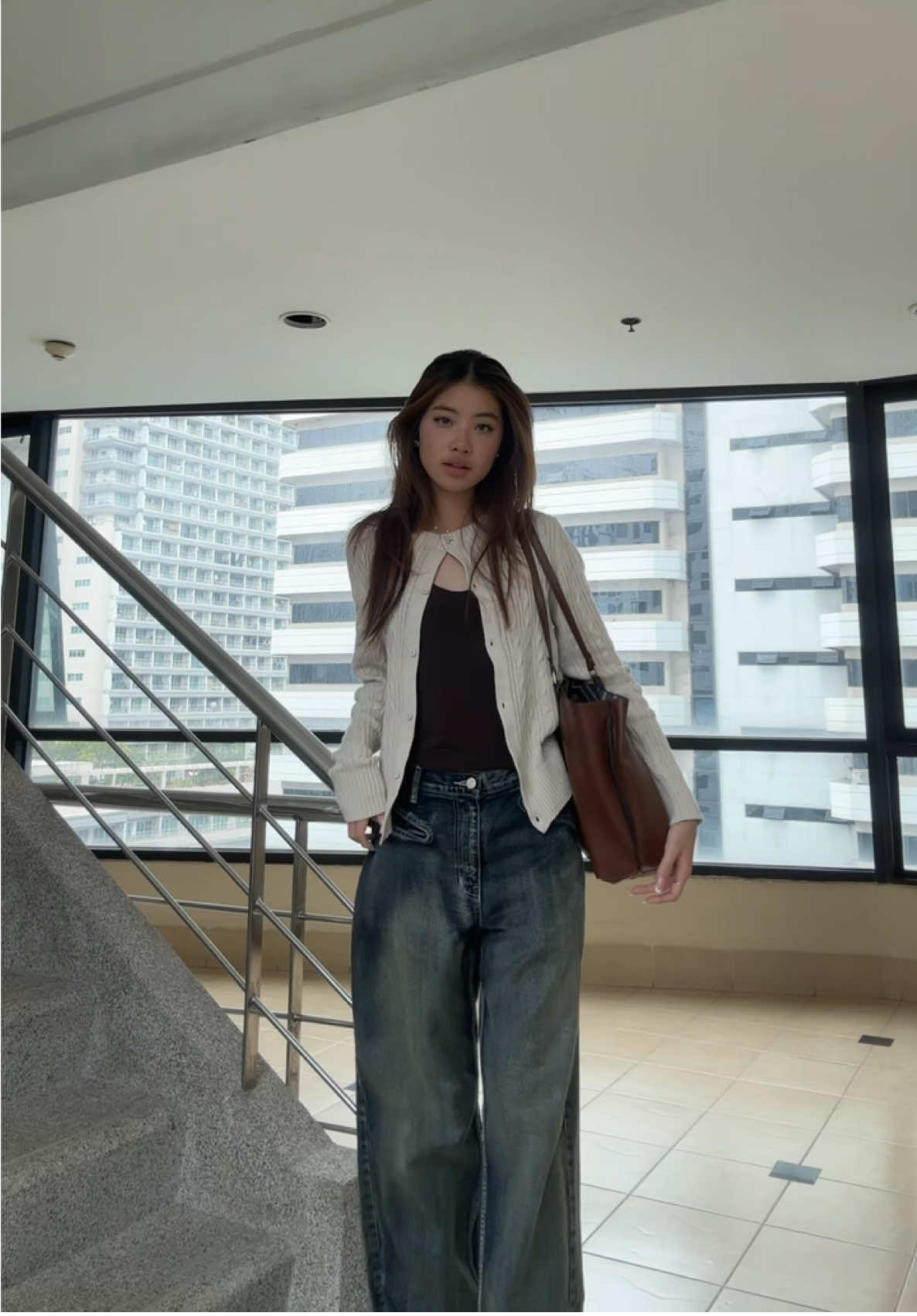 all jeans from @Merge Official 🤎🤎