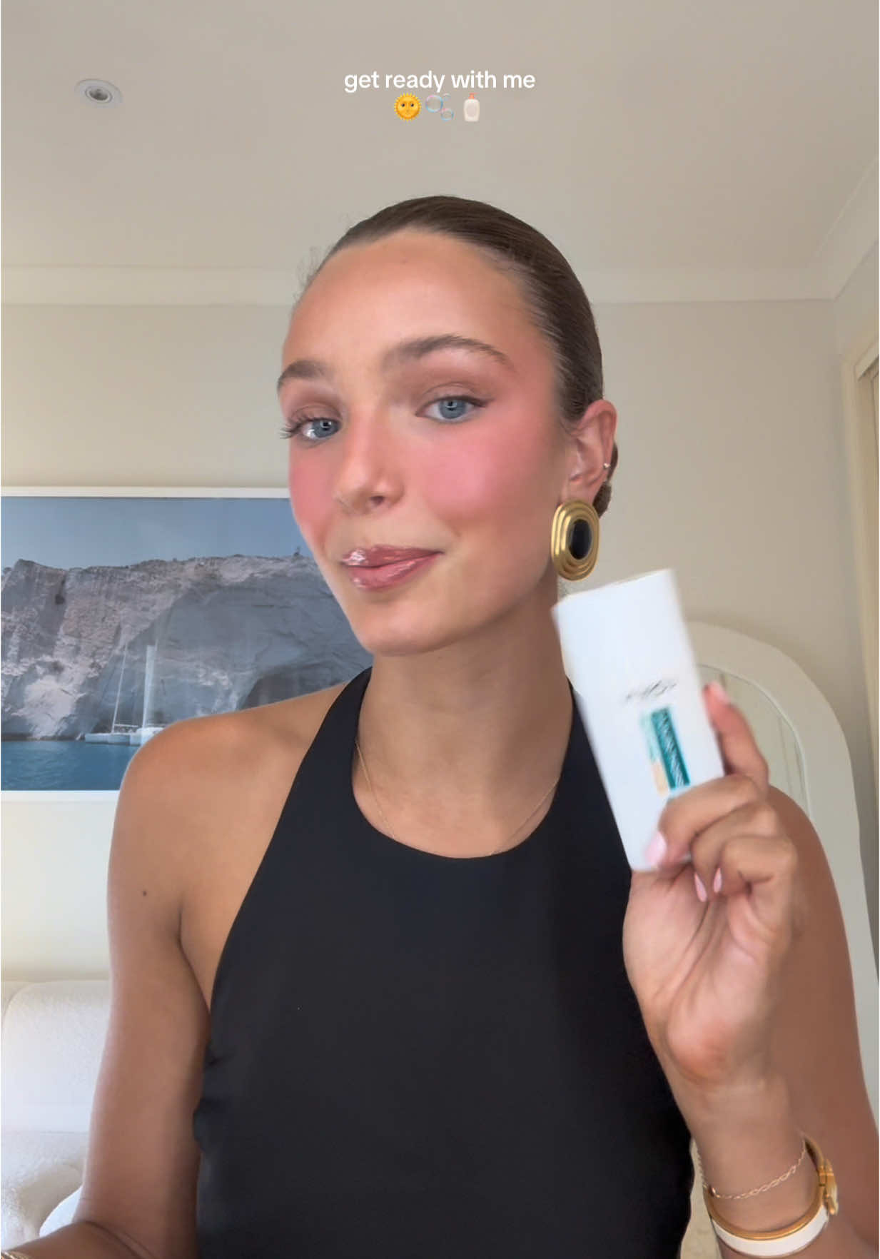 GRWM using the @L’Oréal Paris Bright Reveal Tinted Daily Fluid SPF50 🌞🫧🧴 #grwm #makeup #skincare #haircare #paidpartnership 