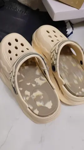 Dép cross nam nữ cao cấp đế cao đàn hồi tốt, đi cực êm #giaycross #crossnam #xangdannam #crossnamnu #crossdecao #xangdandibien 