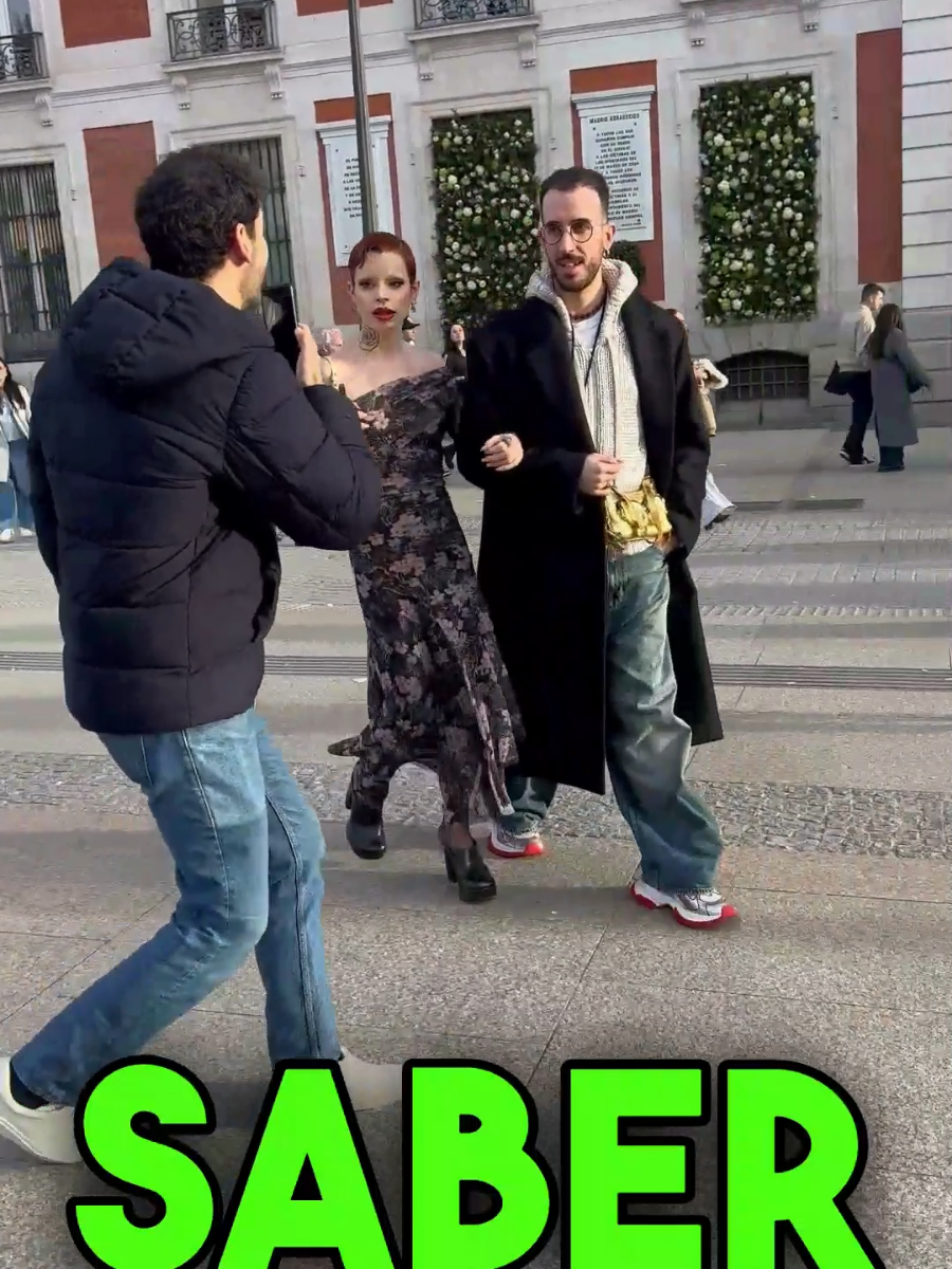 Saber que se... Sigue la canción de Diego Torres Color Esperanza. Cantando por la calle.  #coloresperanza #saberquesepuede #diegotorres #cantandoporlacalle #queopinanporlacalle 