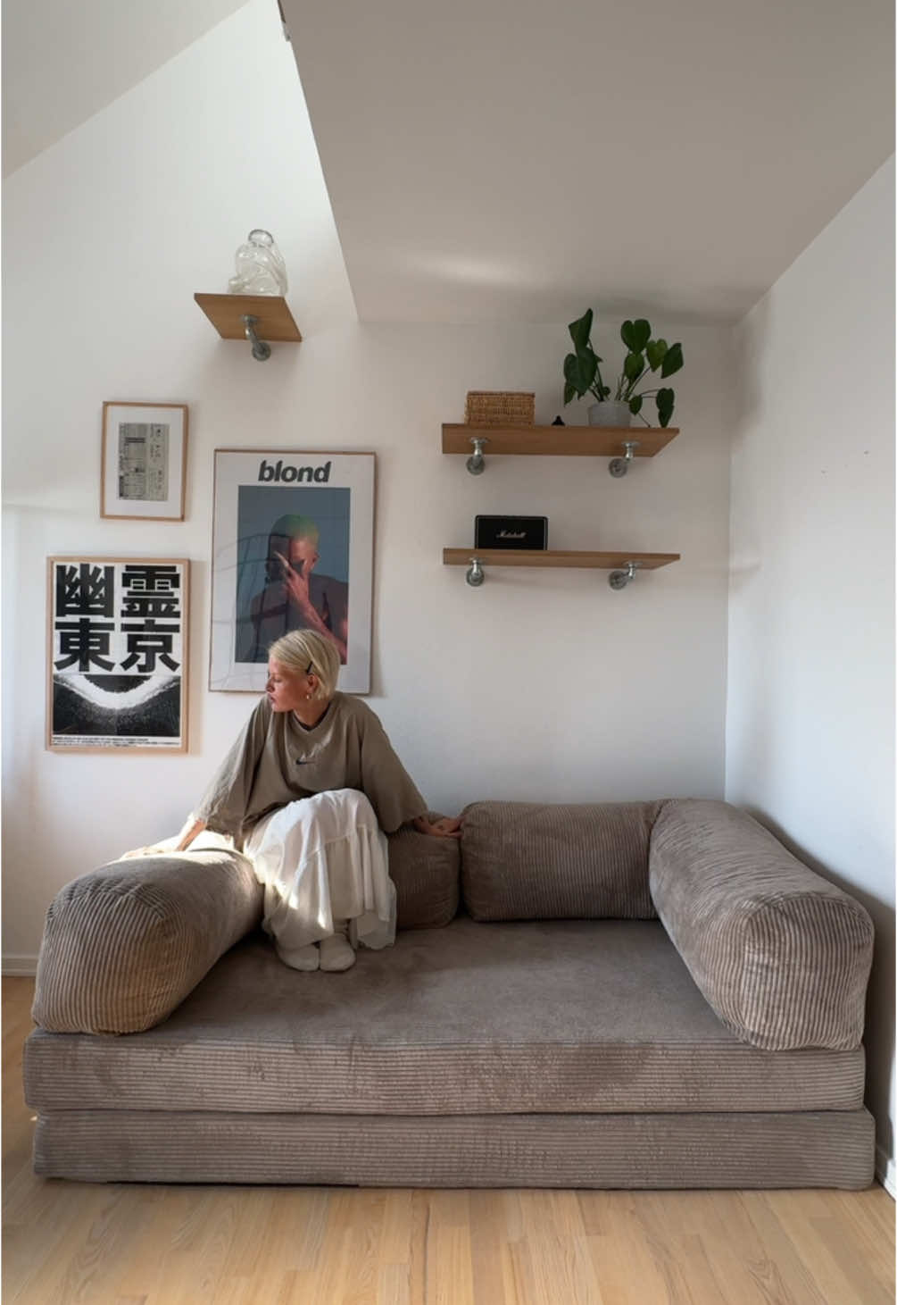 a subtle change to welcome spring #teddysofa #omhucph @OMHU #interior 