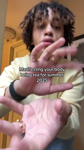 So tea that the British are coming #fyp #relatable #funny 