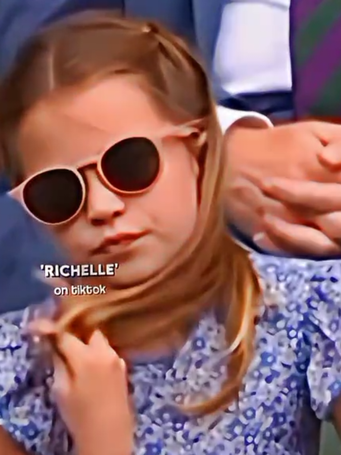 She is 🤩 (no hate, just content) #recommendations #princesscharlotte #princesscharlotteofwales #charlotteelizabethdiana #infantasofia #leonorbourtiz #viralvideo #monarchy #princesscharlottedits 