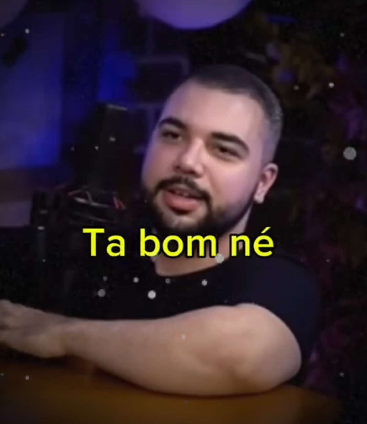 O cara…. . #broxadasinistra #broxadasinistraronaldinho #magal #felipenetoedits #clinbow #fyp 