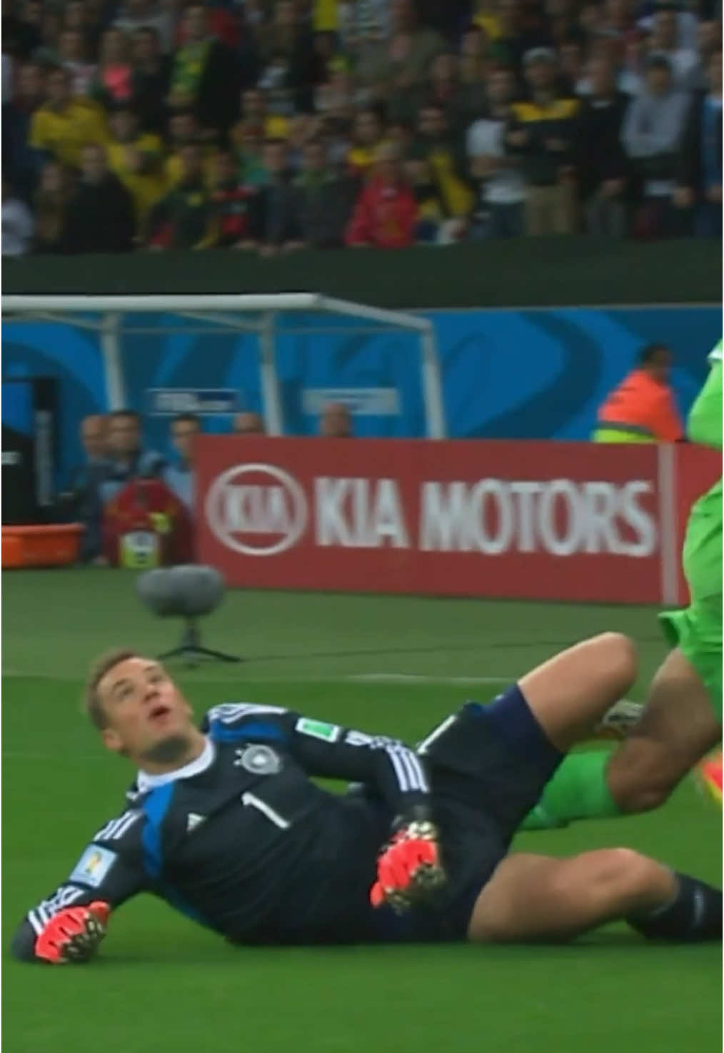 🇩🇪😮 Manuel Neuer: Sweeper Keeper. #FIFAWorldCup #Germany 