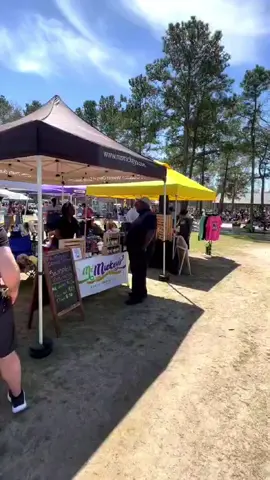 What an incredible weekend! 🎉✨ A huge THANK YOU to everyone who showed up, supported, and shared in the love of great food and good vibes on March 22 & 23! Your energy, smiles, and enthusiasm made this event unforgettable. ❤️🔥 We’re so grateful for each and every one of you—whether you stopped by, grabbed some seasonings, or just shared in the joy of Creole flavors. Can’t wait to see you at the next one! Drop a 🍽️🔥 in the comments if you had a blast! #msmickeys #mickeyspices #msmickeyscreoleseasonings