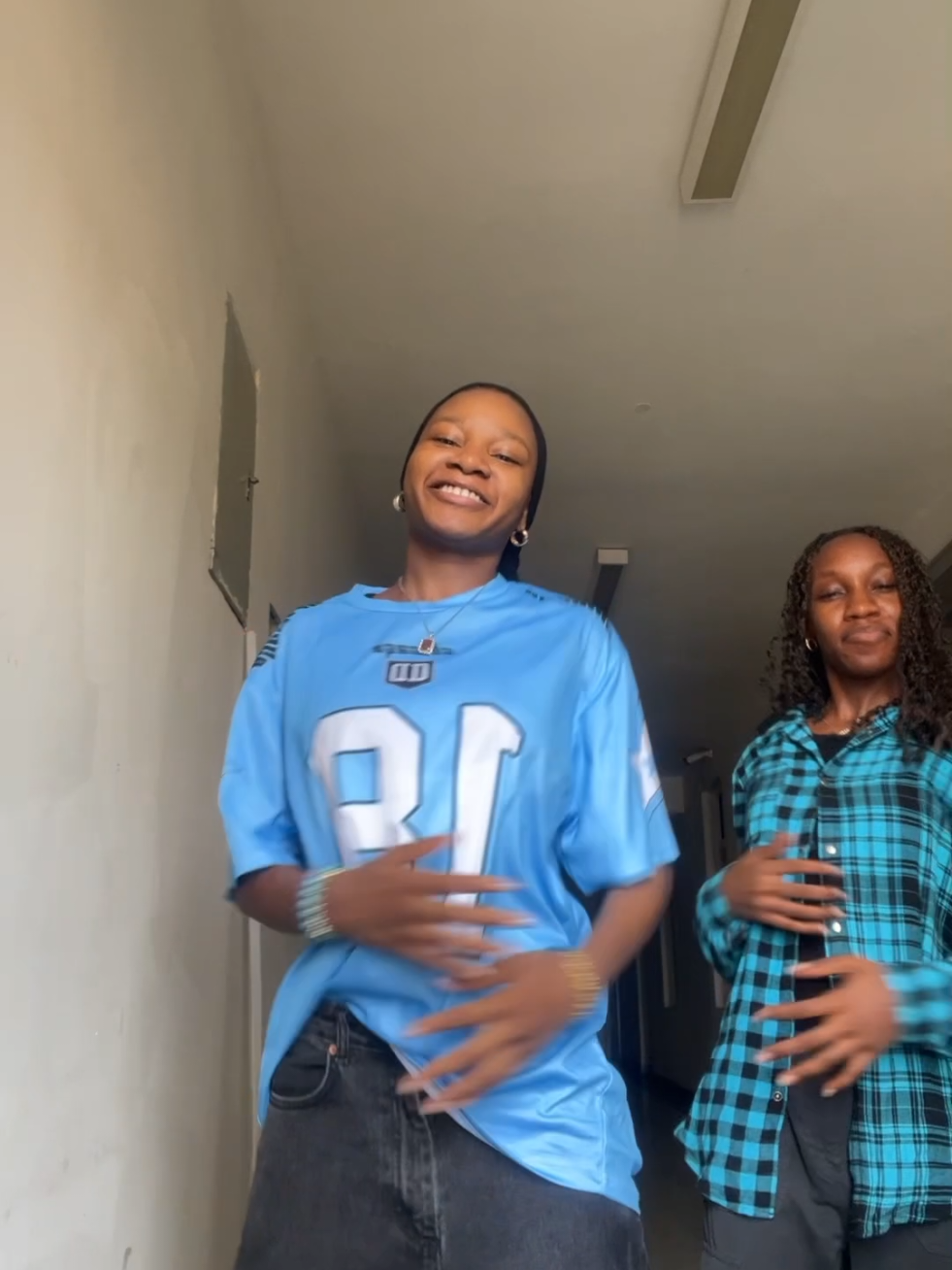 this dance is so addictive and the swag is so @Debbie💖  ughhhhhh #dancer #fyp #viral #trending #dance 