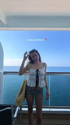 ootd 🐚👙🪸🏝️ #cruise #cruisetok #cruiseship #vacation #vacationoutfits #vacationmode #OOTD #outfitinspo #msc #msccruise #mscseashore #msccruises 