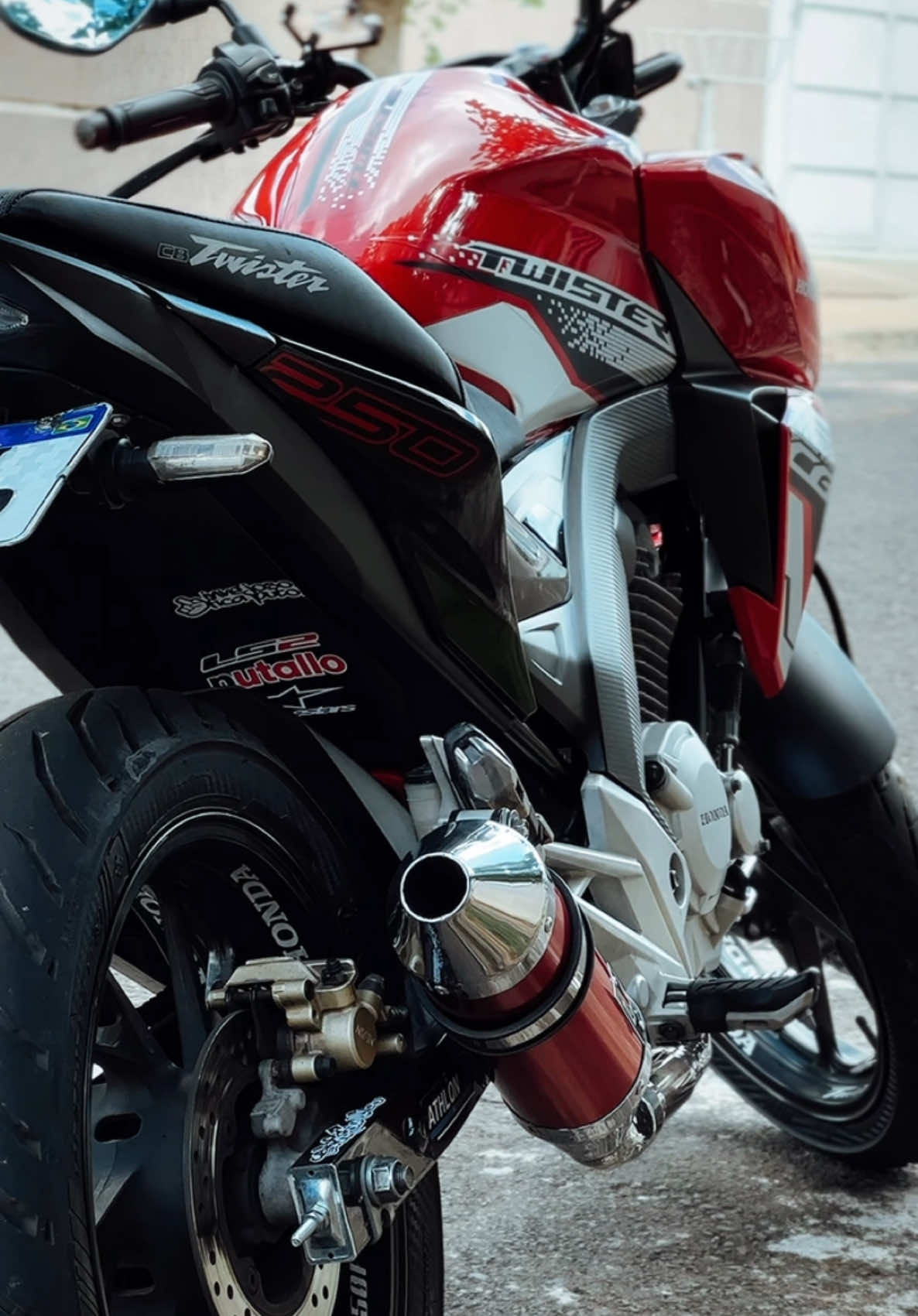 TW CHEFE🔥🙅🏻‍♂️ . . . . . #twchefe #ks #cbtwister250f #modelo🇧🇷 #projetinho #popsandbangs #59d❤️👺💥 #twister250f #sonho #2021 