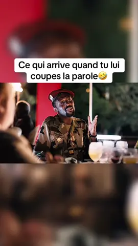 Regardez jusqu’à la fin vous n’allez pas regretter 🤣🤣🤣 #fabriceeboue #FilmComédie #movies #presidentbobo #lecrocodiledubotswanga #film #droles #fabriceeboue #FilmComédie #movies #presidentbobo #film #film 