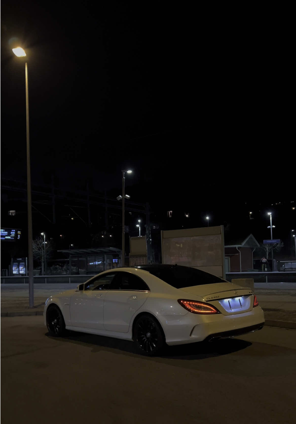 🌪️🌪️ #cls #cls63 #cls550 #cls500 #amg #v8 #v8power #mercedes #whitecls #w218 
