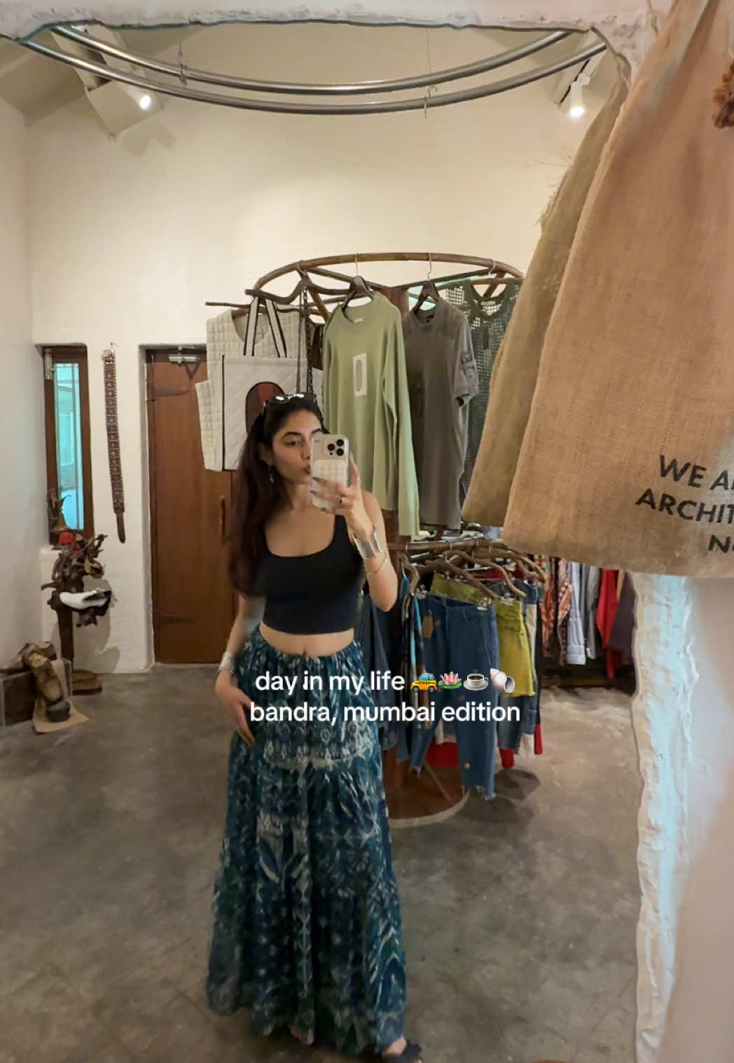 ⭐️ places mentioned: - bōkka - polite society (my new fav) - dhora - two extra lives - cord - elco - linking/hill road - tamari #mumbai #india #browngirl #diml #travel #bandra #boutiques #SmallBusiness #cafe #bombay #fashion #desi #OOTD #vintage 