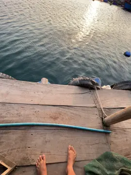 Làm sao anh quên em đây người ơi….